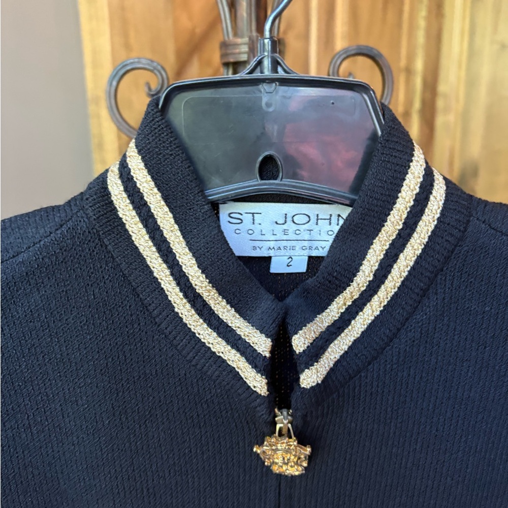 St. John Black Zip Up Sweater with Classic Design